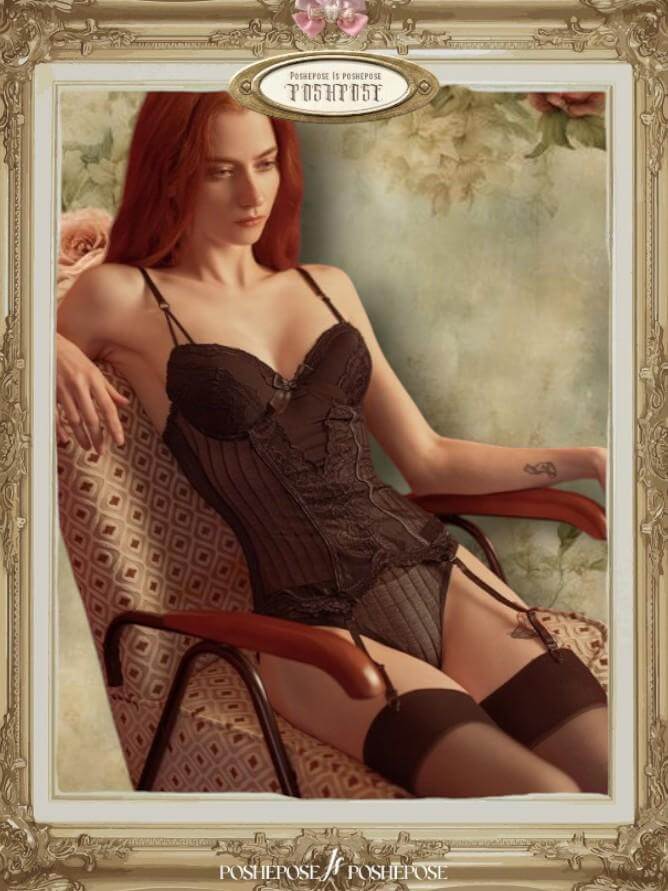 L’Amour Délicat Corset lingerie set
