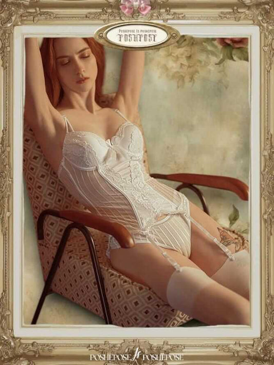 L’Amour Délicat Corset lingerie set