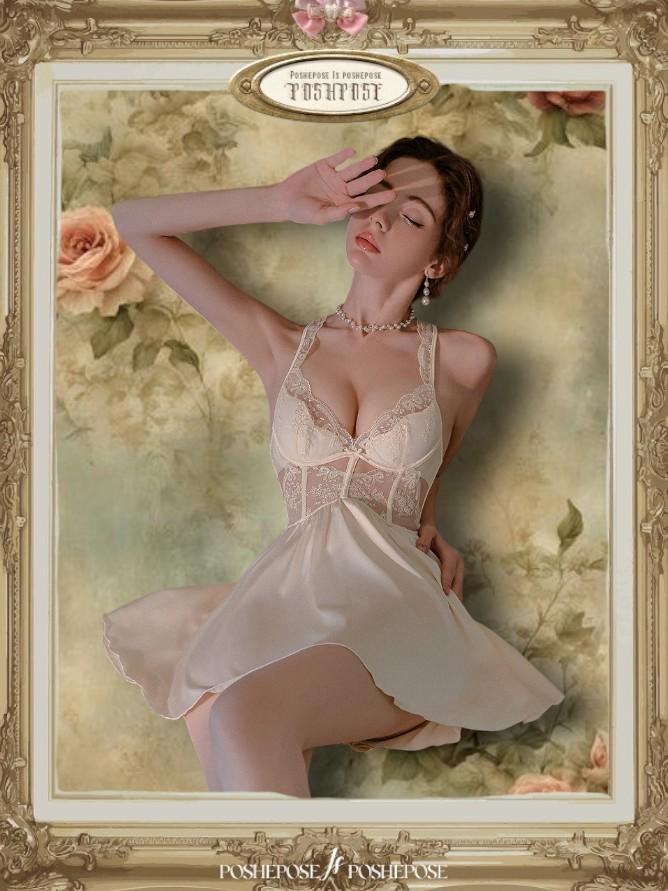Éclat d’Intimité Nightgown