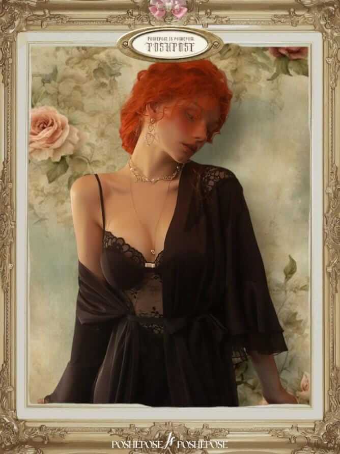 Chic en Rose Lingerie set with Robe