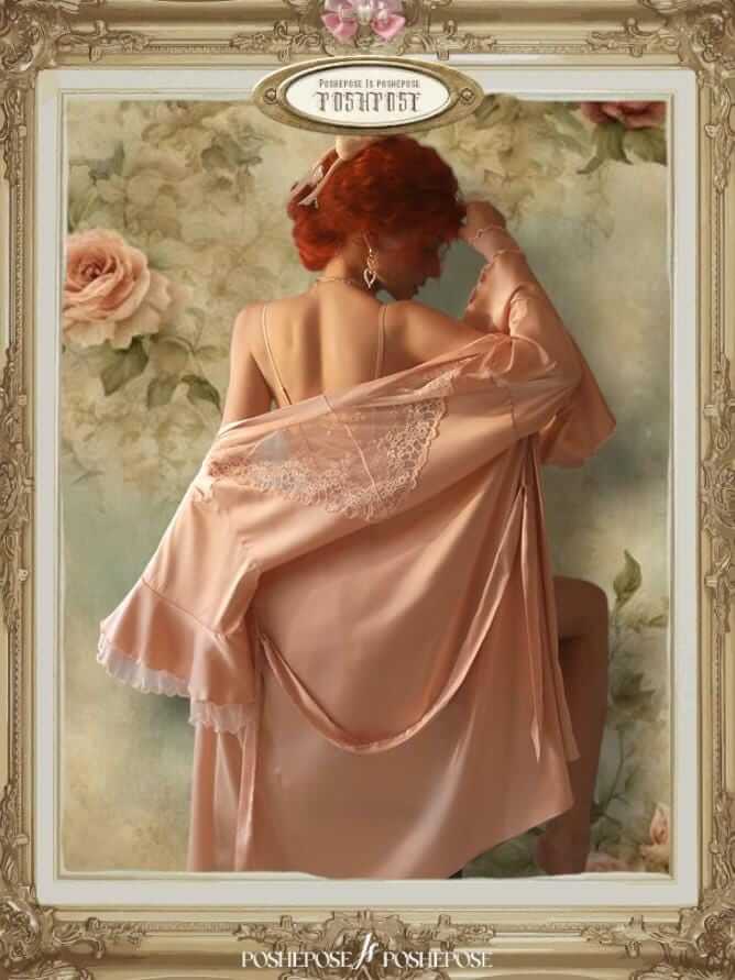 Chic en Rose Lingerie set with Robe