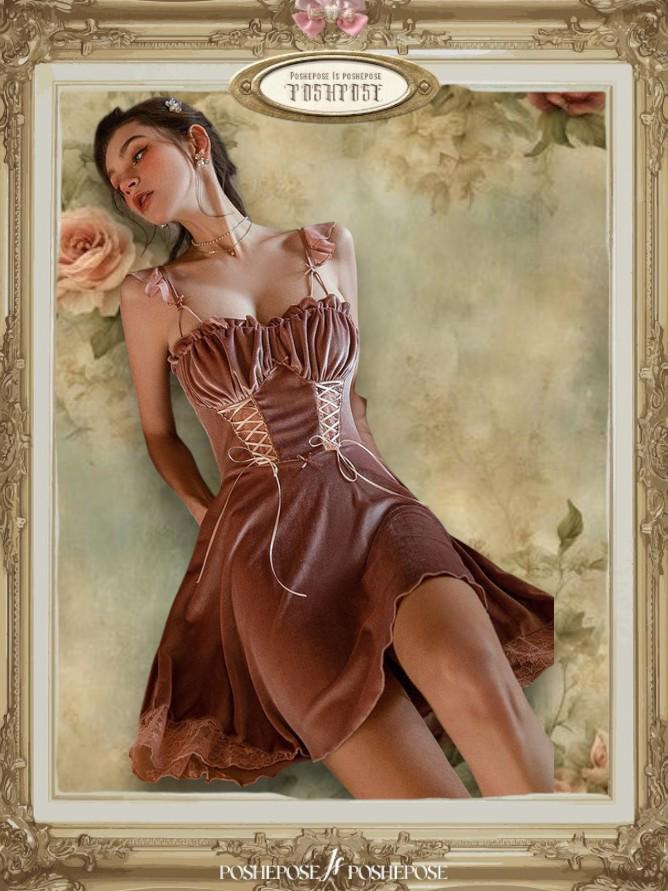 Étreinte Divine Nightgown with Robe