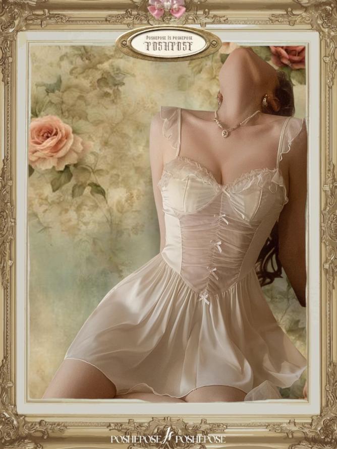 Fleur de Lune Nightdress