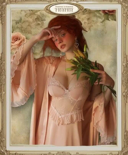 Chic en Rose Lingerie set with Robe