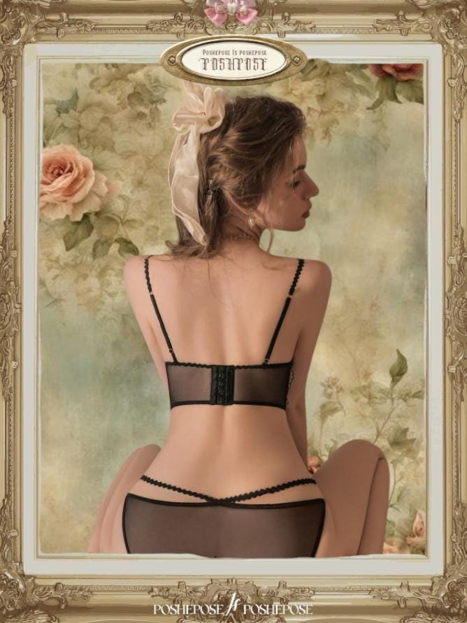 L'Essence De Rose Lingerie Set