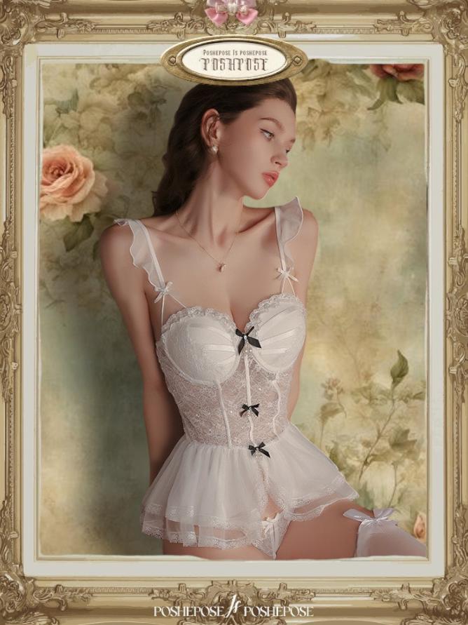 Amour Interdit Lingerie Set