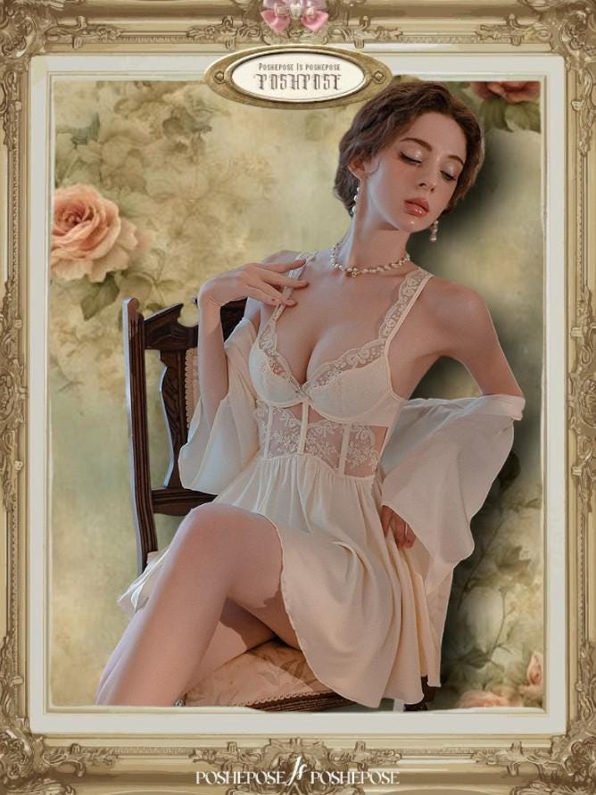 Éclat d’Intimité Nightgown